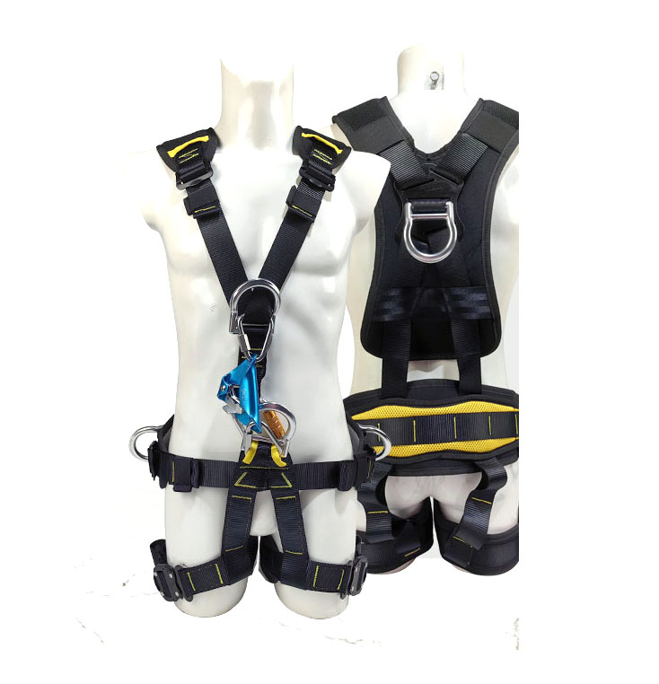 harness for construction workers