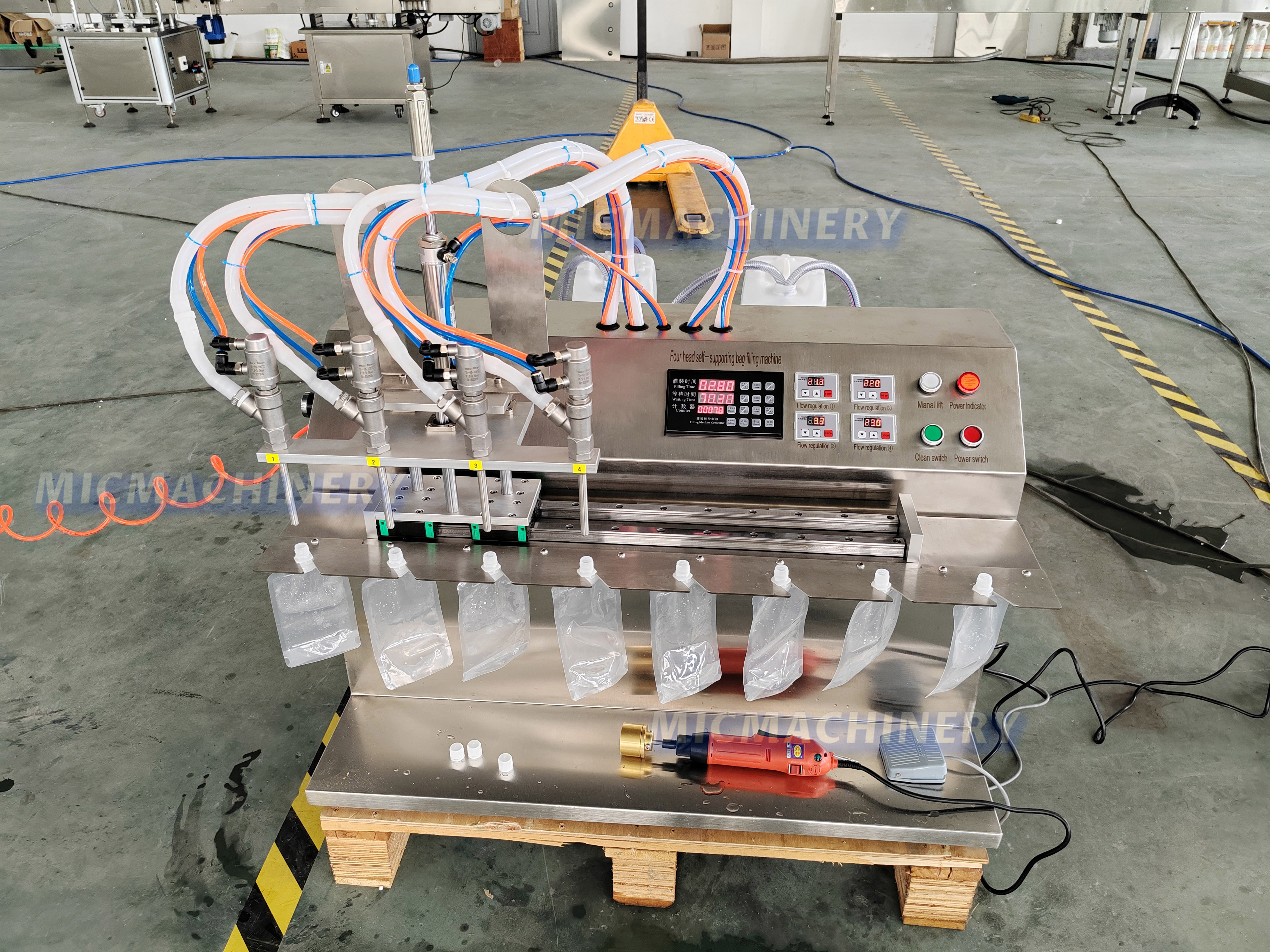Semi Automatic Juice Pouch Filling Machine Filling Heads