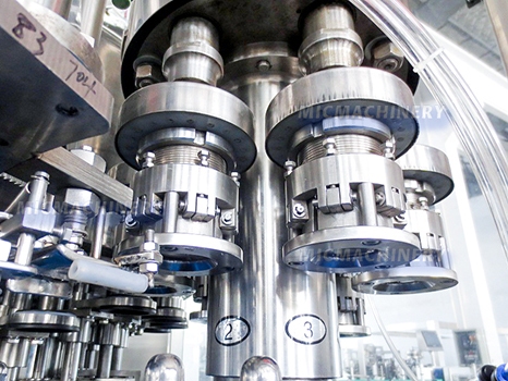 juice filling and sealing machine