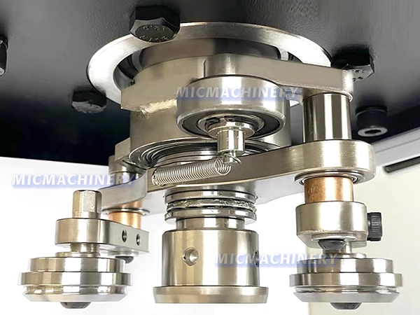 semi automatic soda can sealing equipment