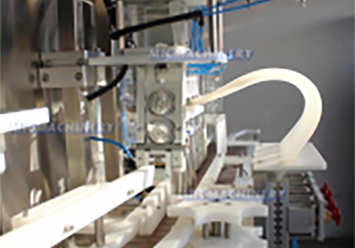 Can filling machine for soft drinks