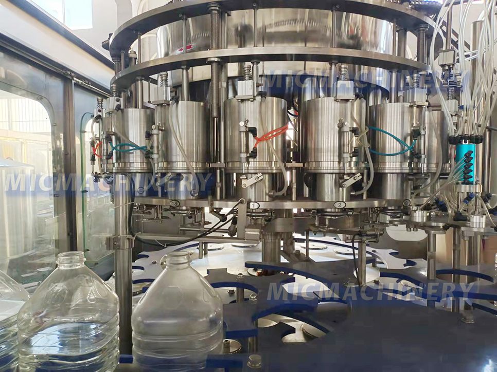 oil packaging machine