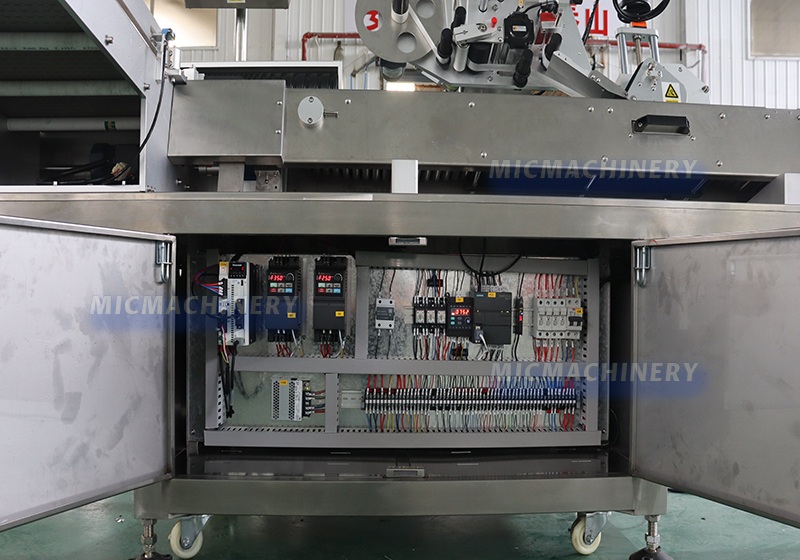 inline labeling machine