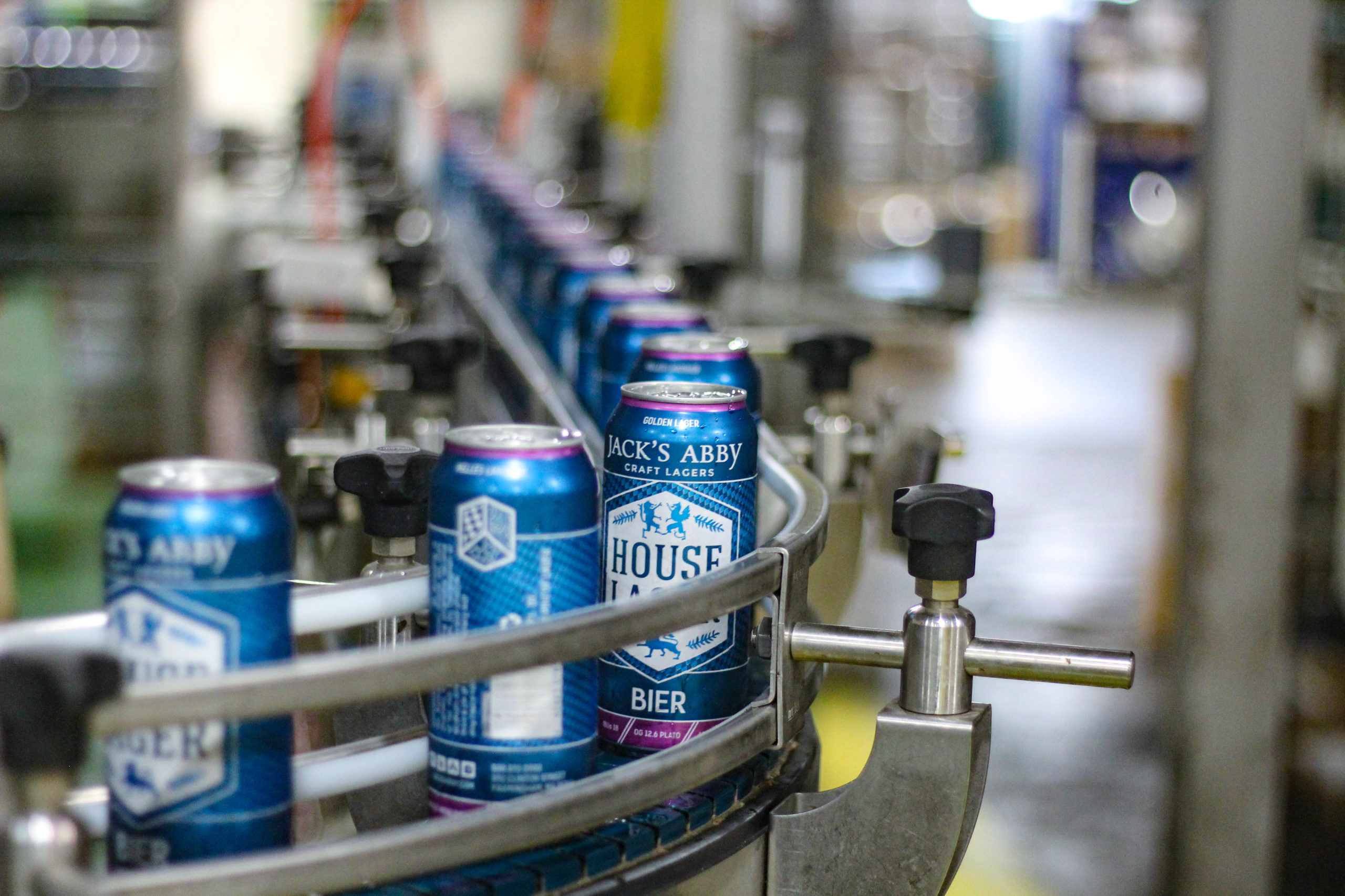Finished product picture of beer can