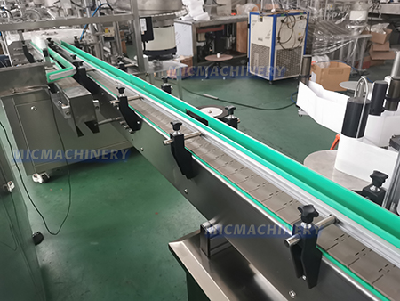 conveyer belt