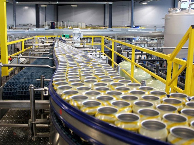 Real shot of can filling factory