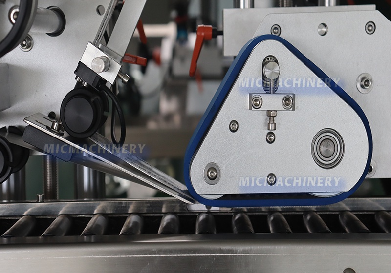 syringe labeling machine