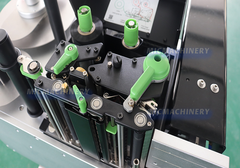 Top And Bottom Label Applicator of printer