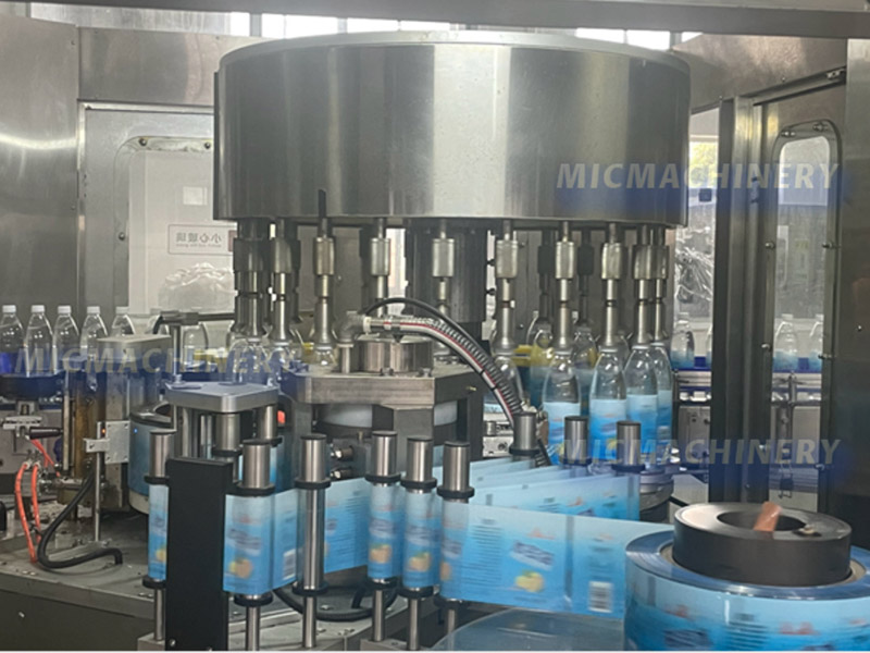 Hot melt glue labeling machine