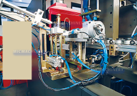 plastic bottle blow molding machine