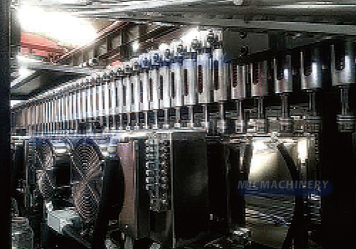 pet blow molding machine