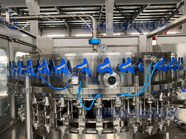 Isobaric pressure filling system