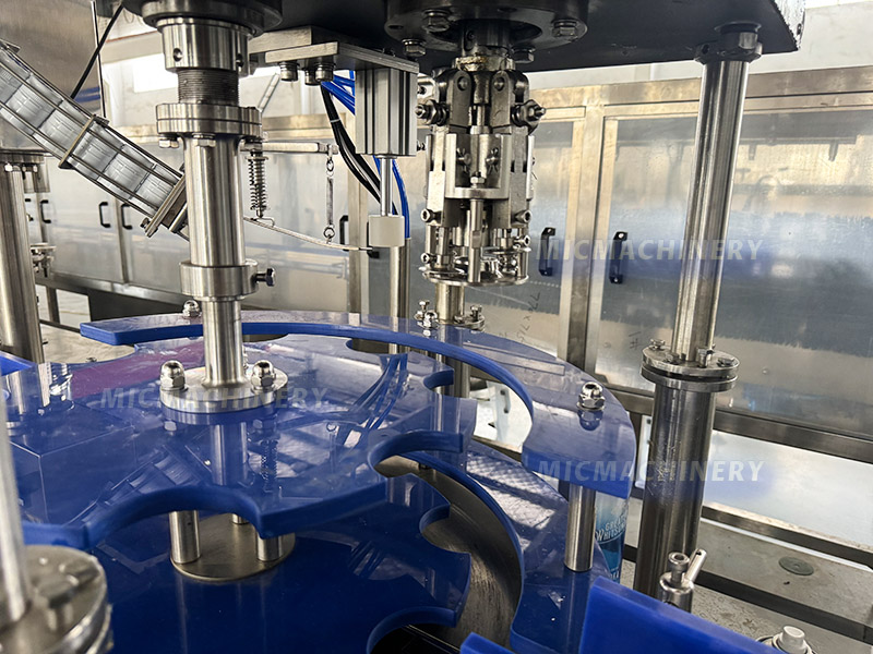 Automatic Capping Machine