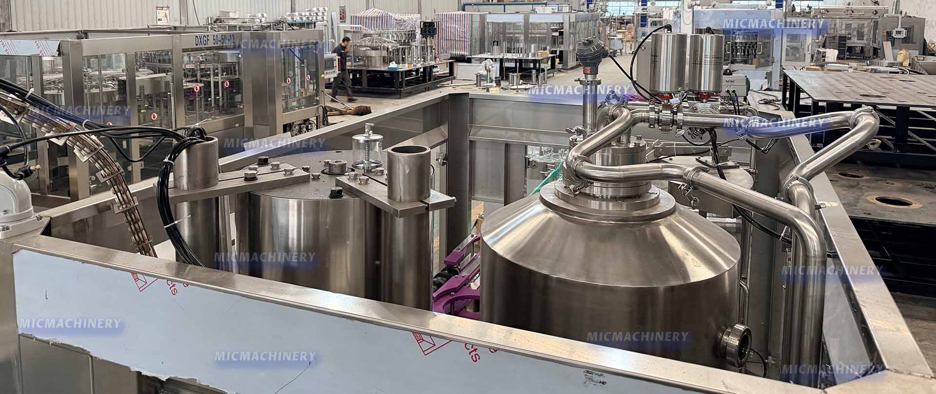 glass bottle filling machine