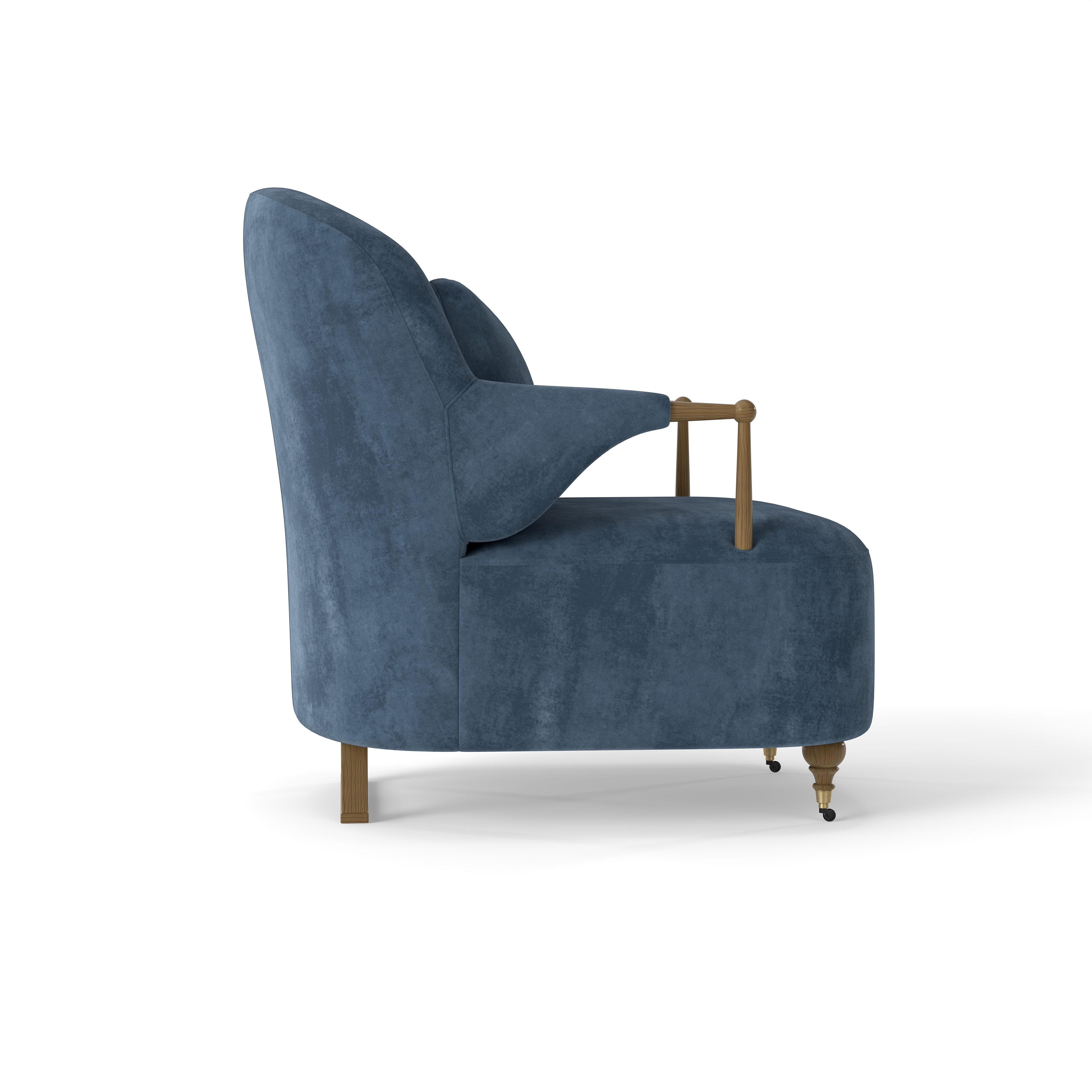 Light wood vintage accent chair