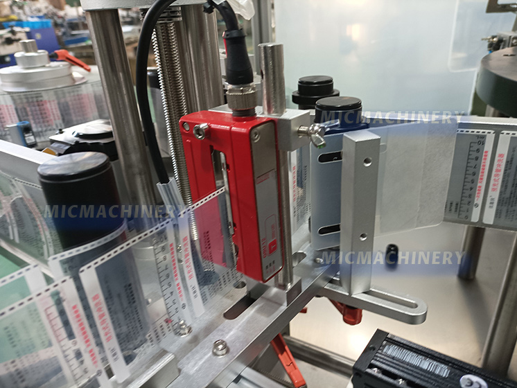 High Precision Groove Shaped Photoelectric