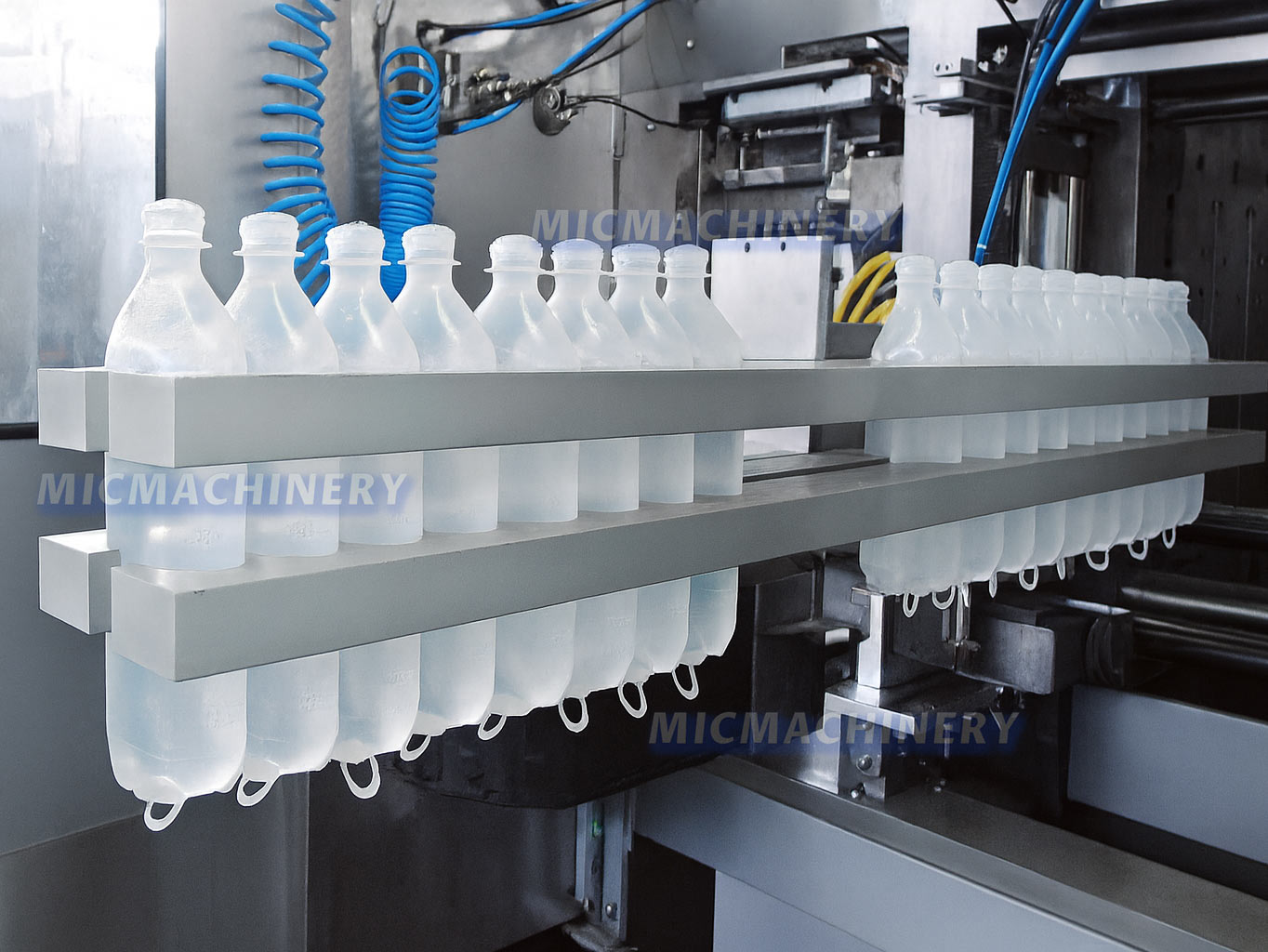 Bottle molding
