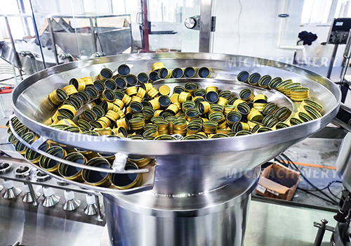 lid pressing machine