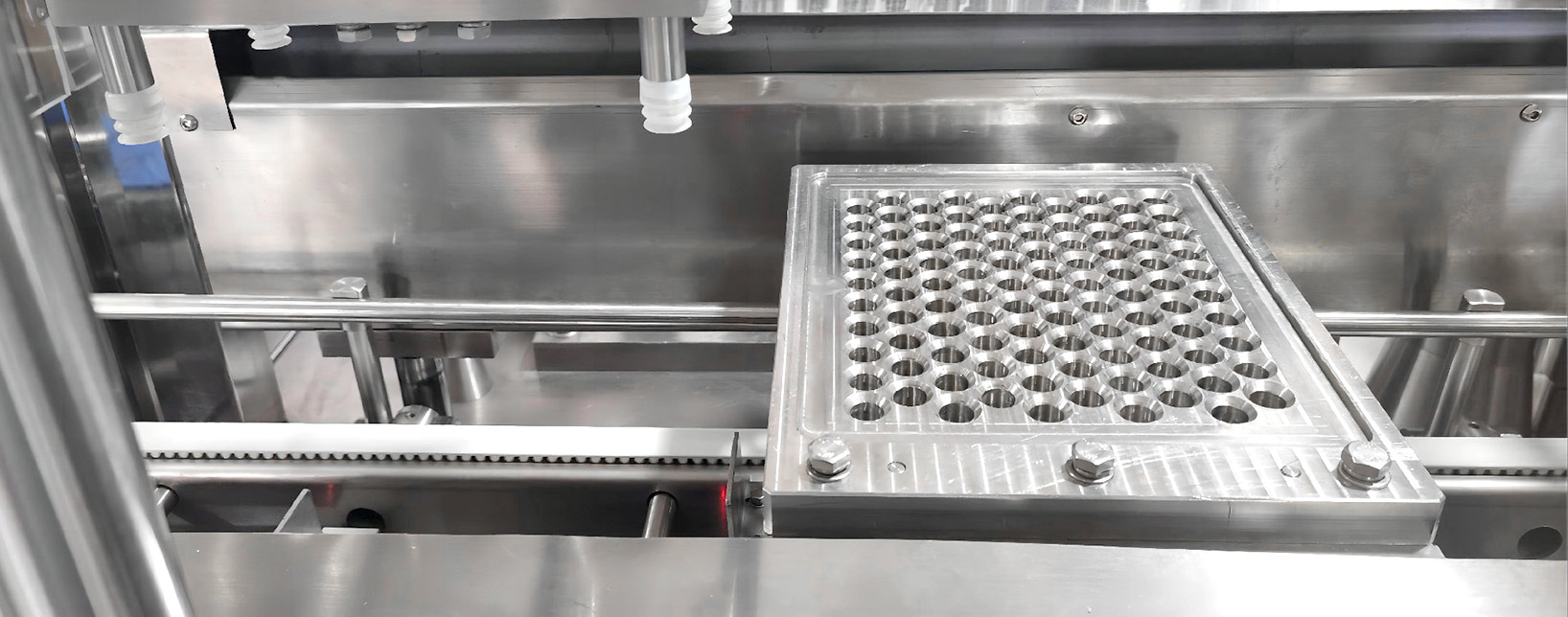 Internal structure of pre filled filling machine