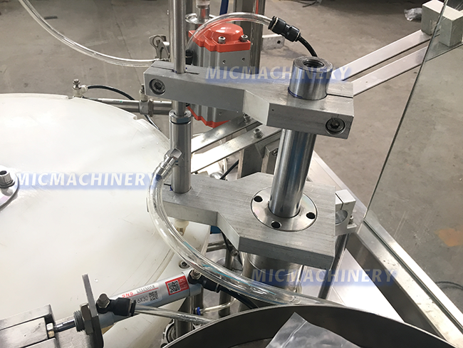 Automatic plugging system