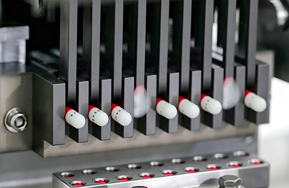 Capsule inspection equipment