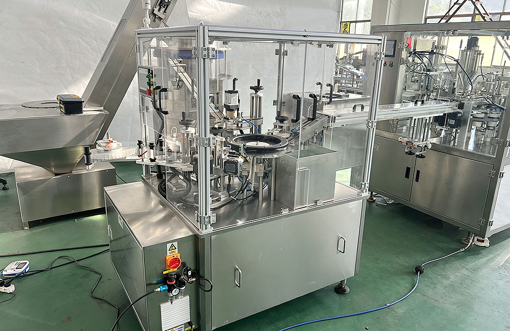 Vial Pharma Labeling Line