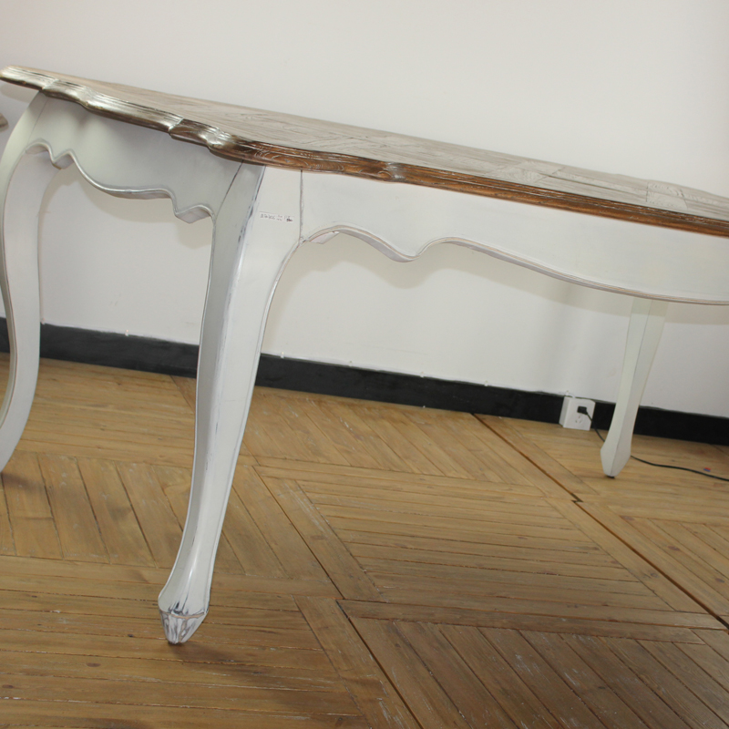 dining room table and chairs