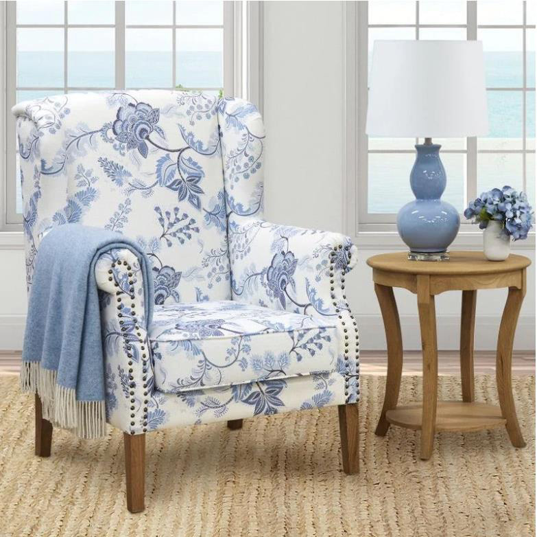 Mihran Traditional Accent Chair