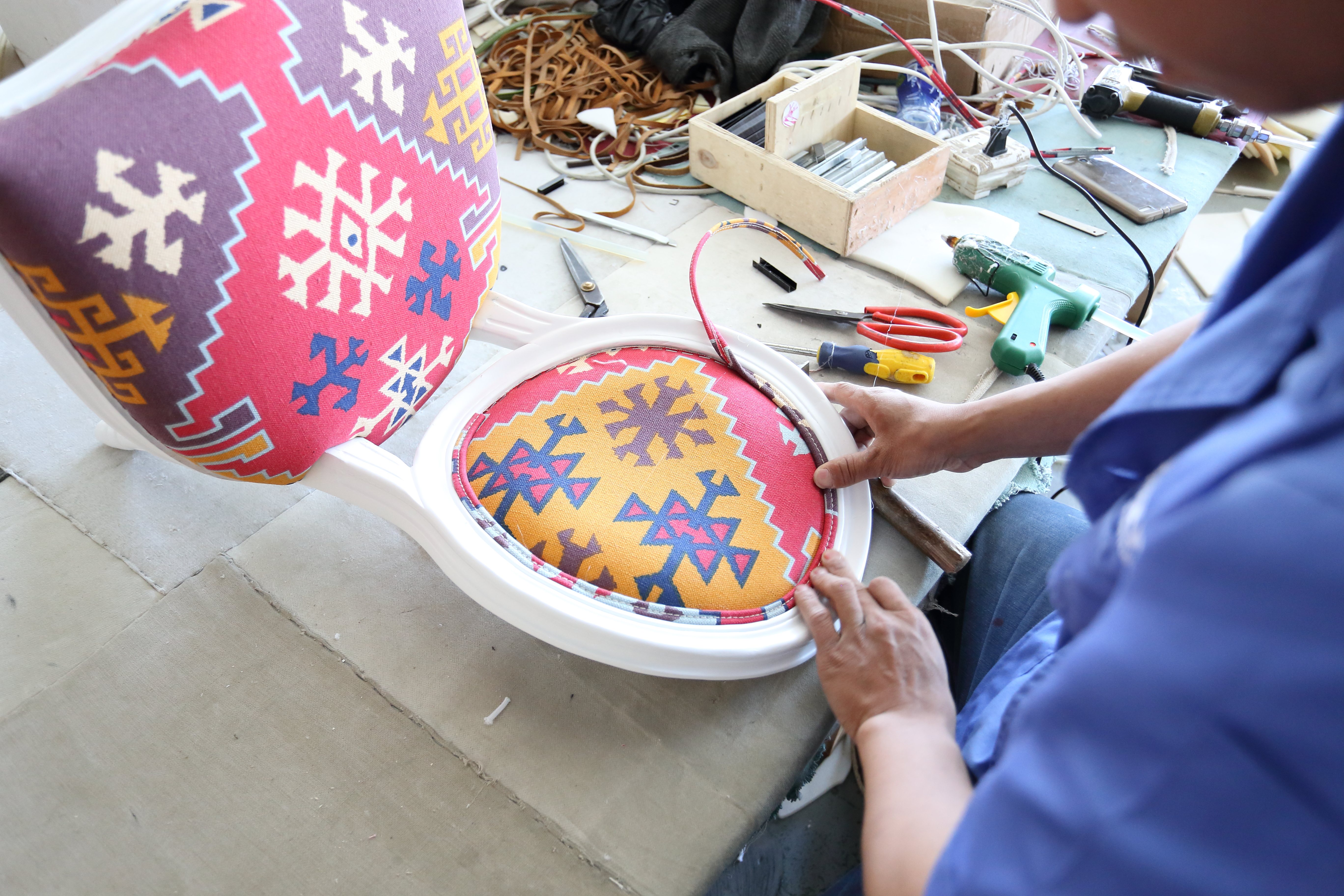 how to reupholster a chair