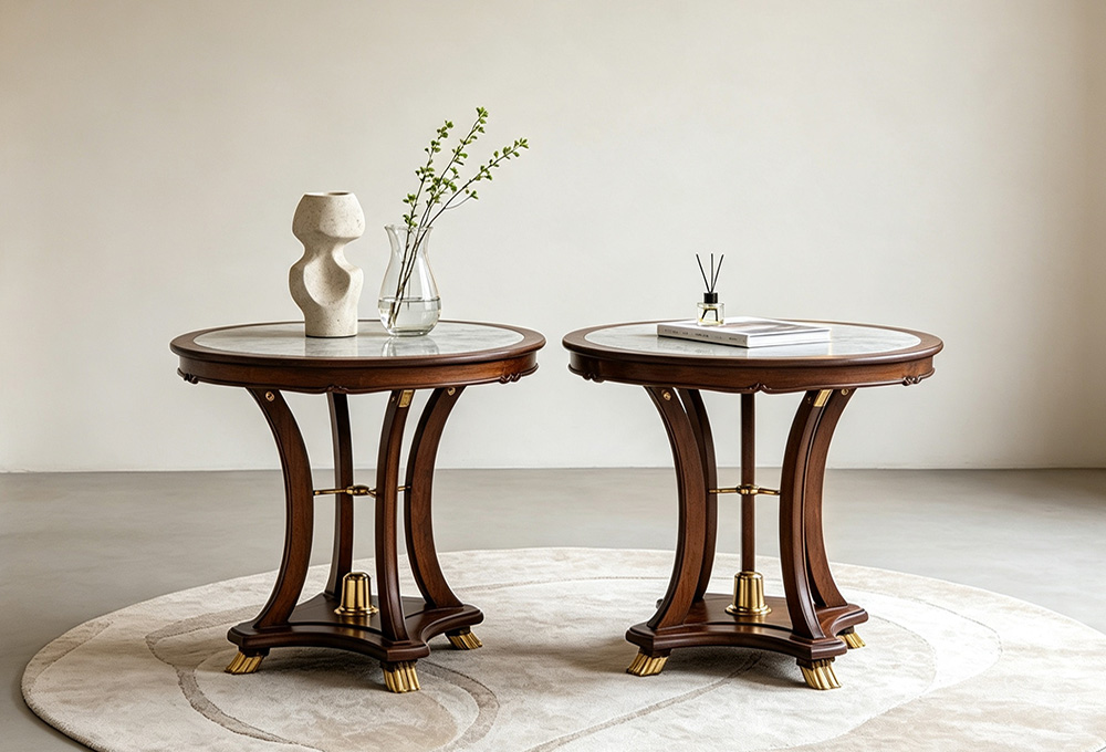 Round side table decor