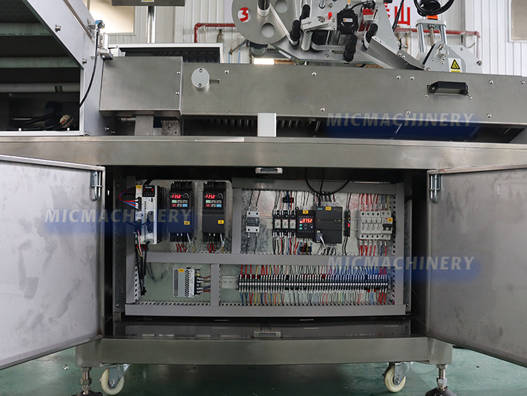 Electric control cabinet
