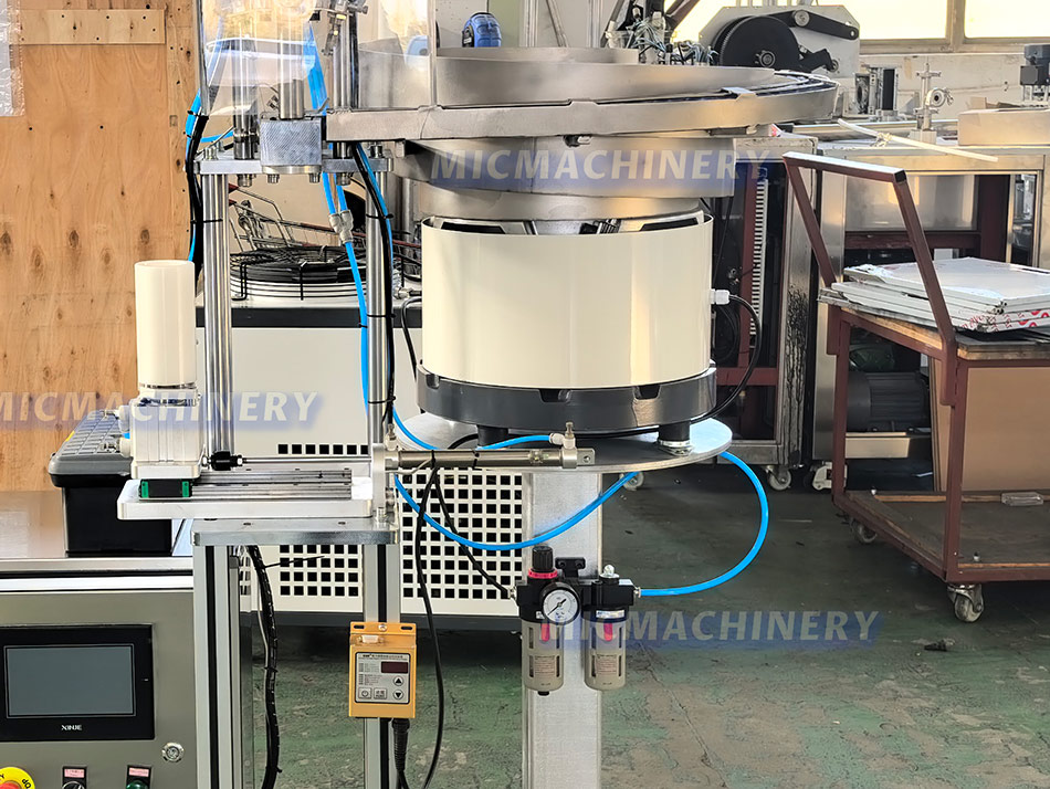 Vibration feeding controller